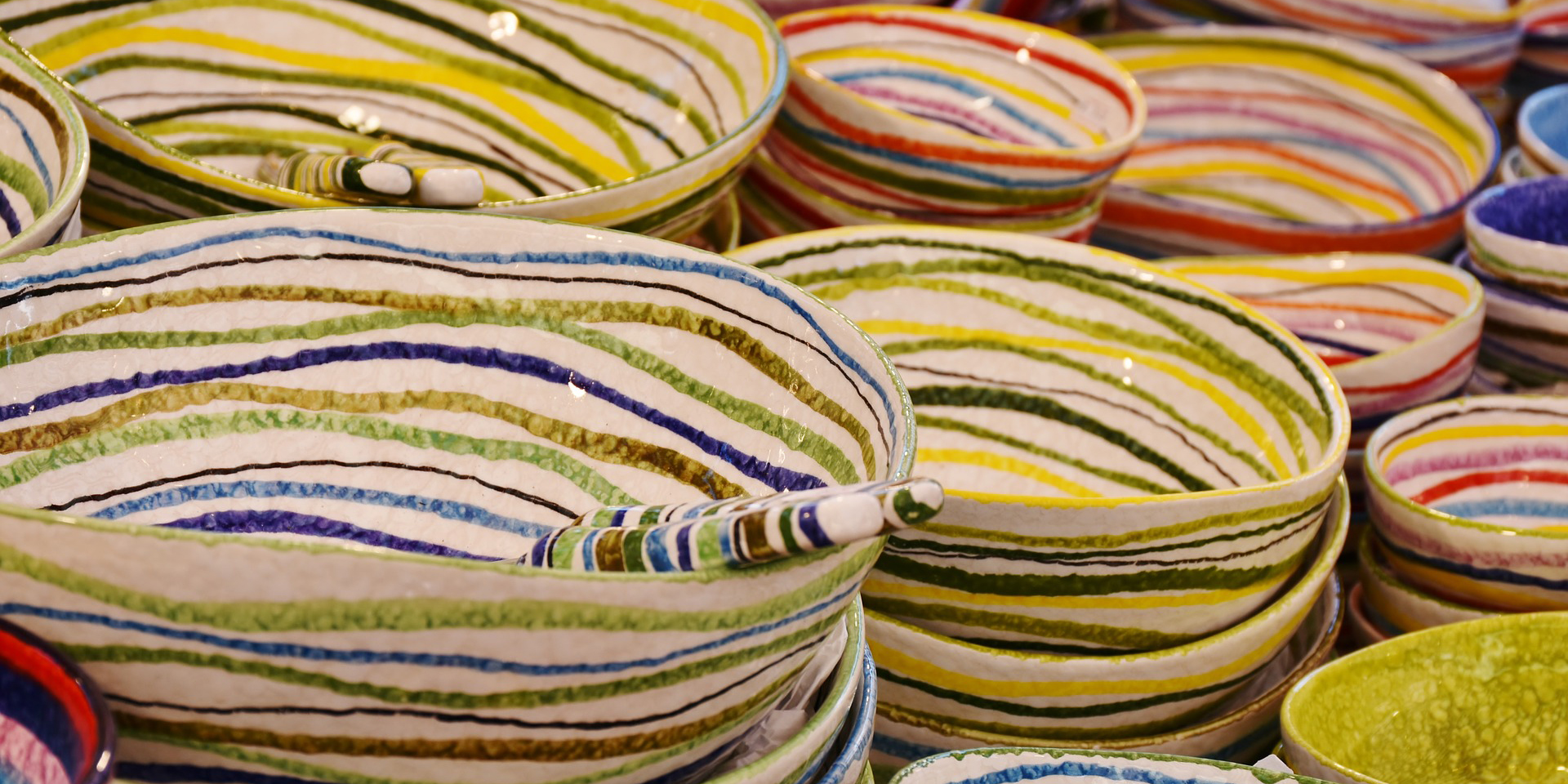 Keramikschüsseln ,© pixabay/RitaE 